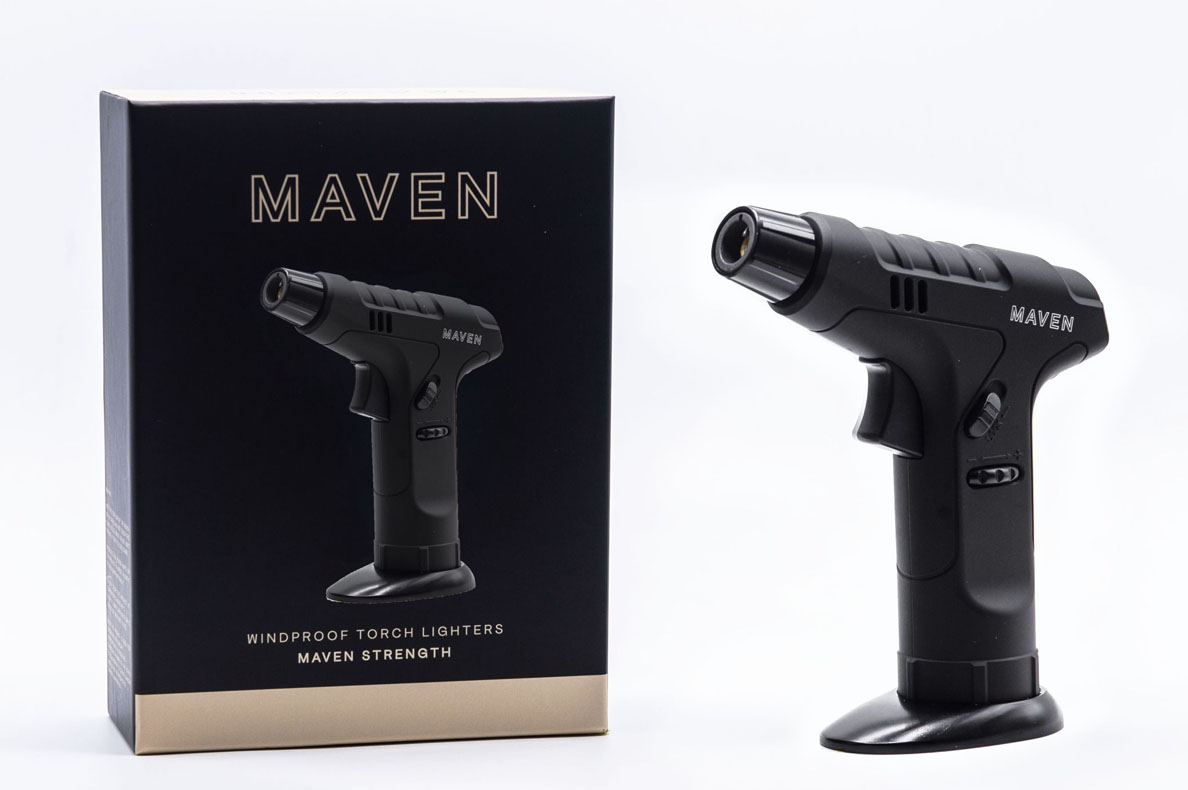 ''Strength Torch (Black) - Tabletop Gun Style Super Flame Torch in Gift Box (Black)
   ''