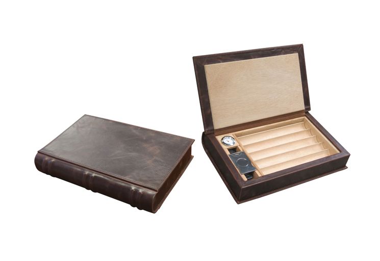 ''Novelist - 5-10 Ct Leather Book Travel Humidor w/ Cutter, Humidifier & Hygro.''